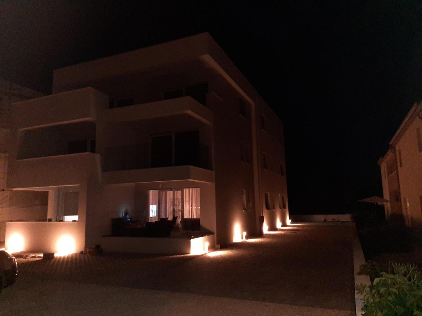B & R Summer Breeze Apartments Nin Zewnętrze zdjęcie