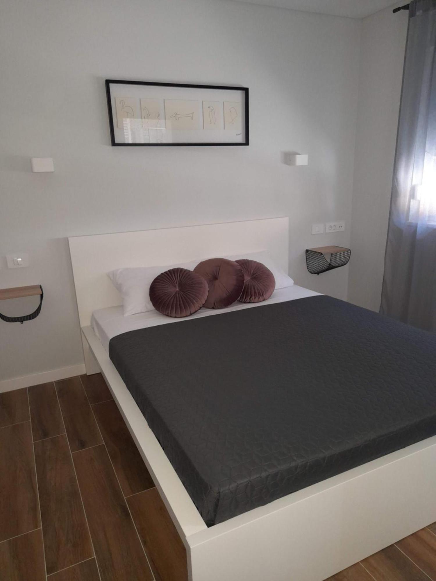 B & R Summer Breeze Apartments Nin Zewnętrze zdjęcie